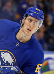 Атлантический дивизион: кто сорвал куш на дедлайне, а кто проспал?